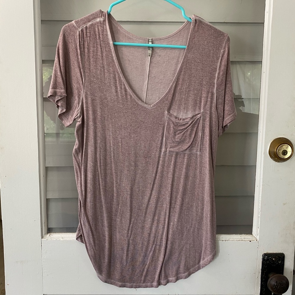 Deep v-tee